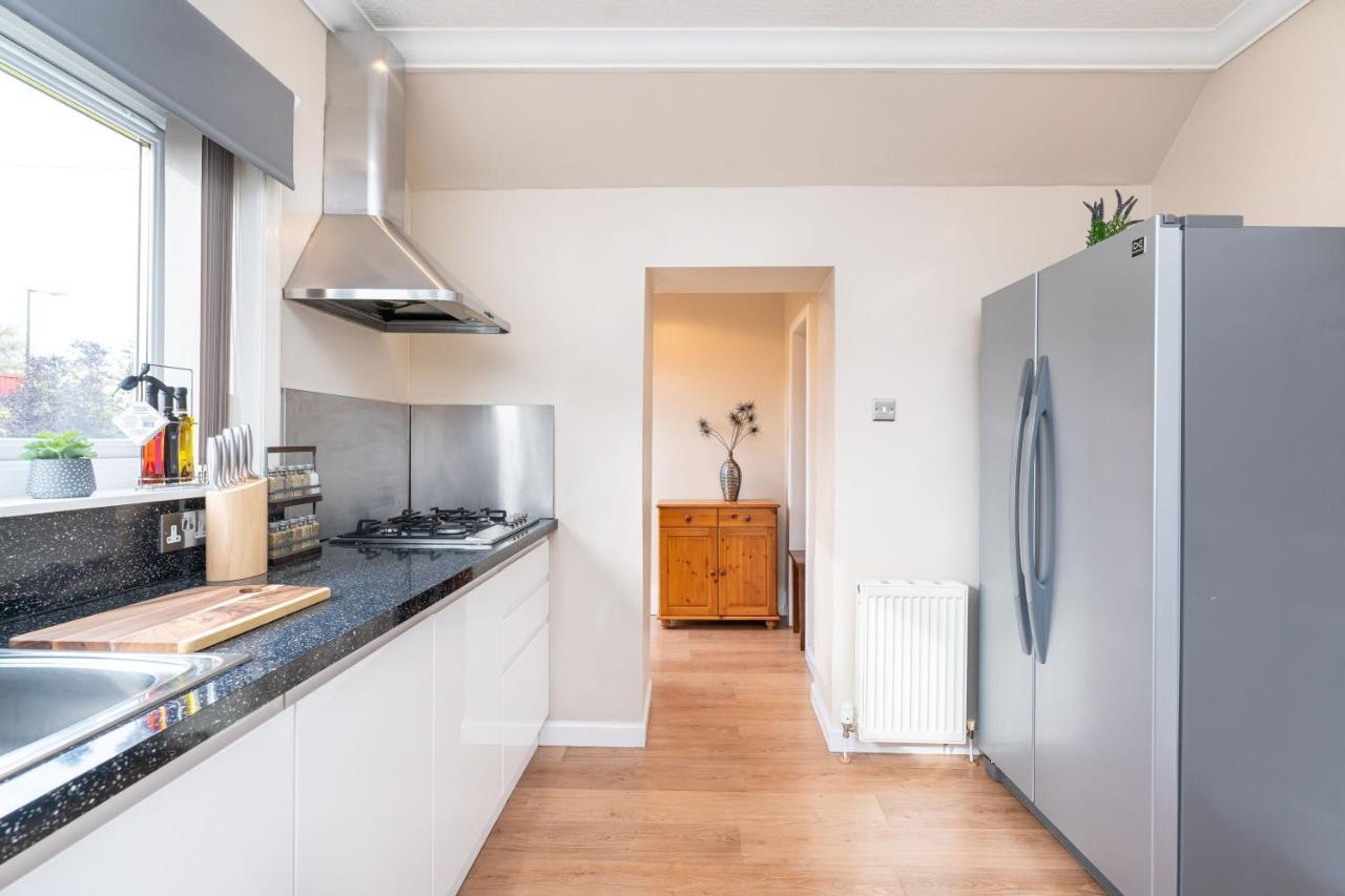 New Four Bedroom House - All Rooms Ensuite Stirling Luaran gambar