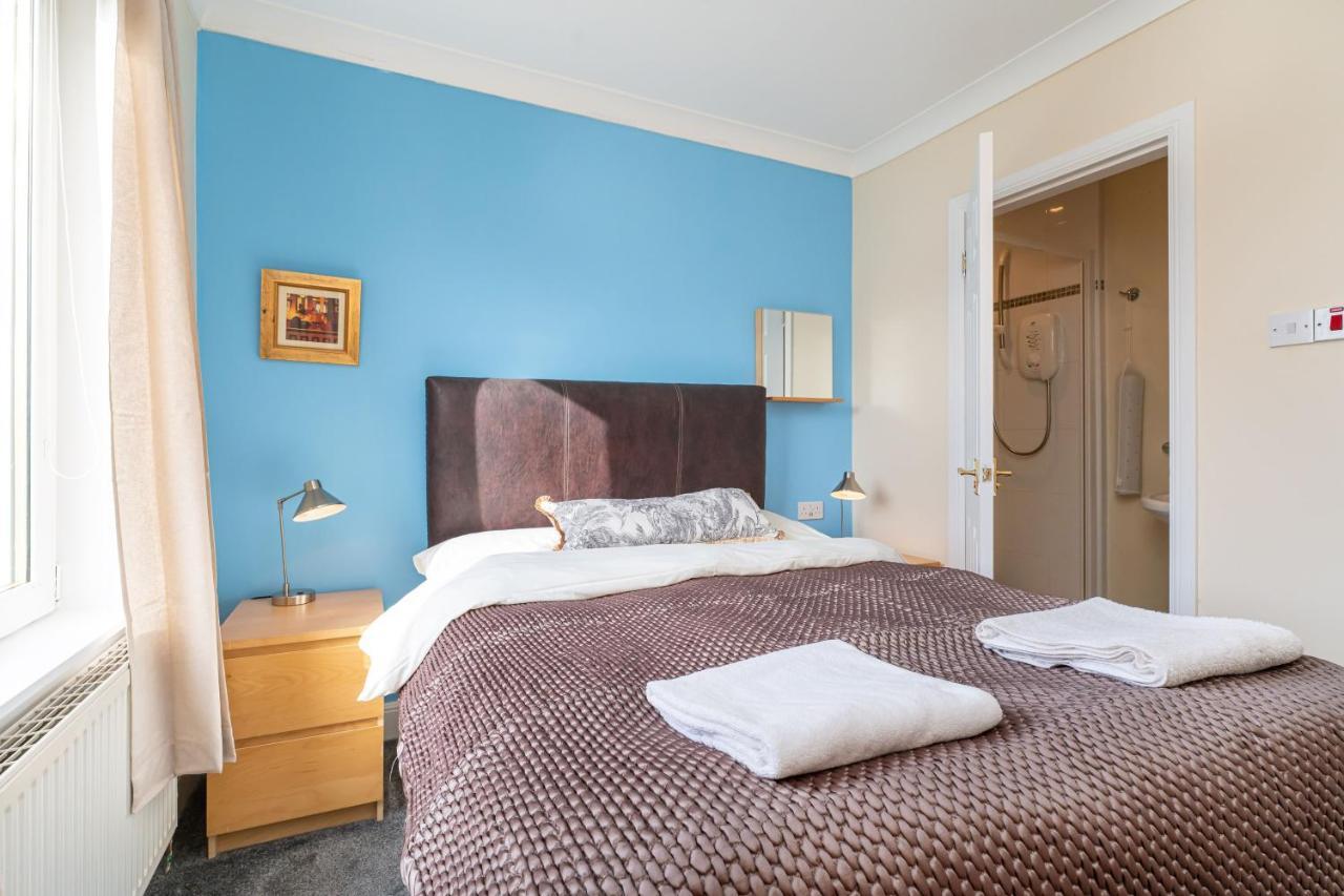 New Four Bedroom House - All Rooms Ensuite Stirling Luaran gambar