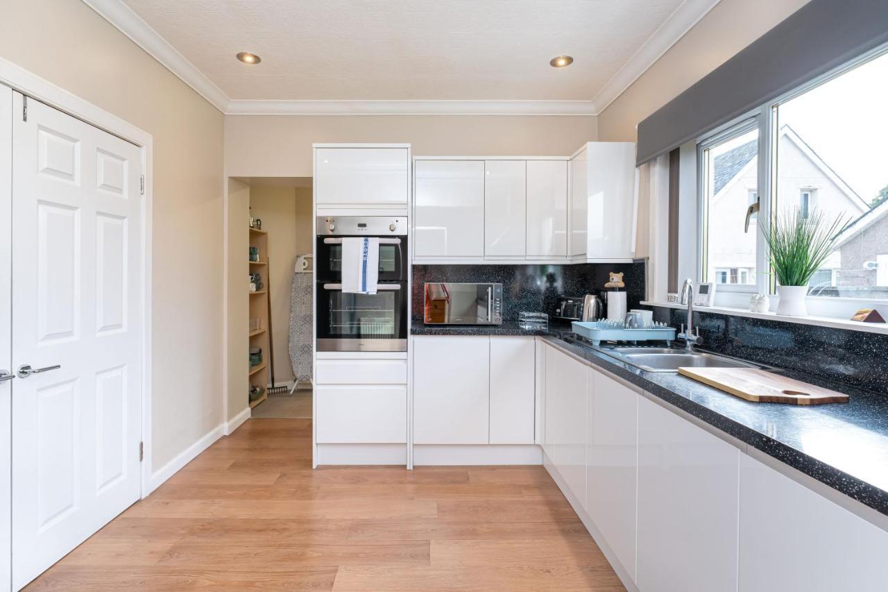 New Four Bedroom House - All Rooms Ensuite Stirling Luaran gambar
