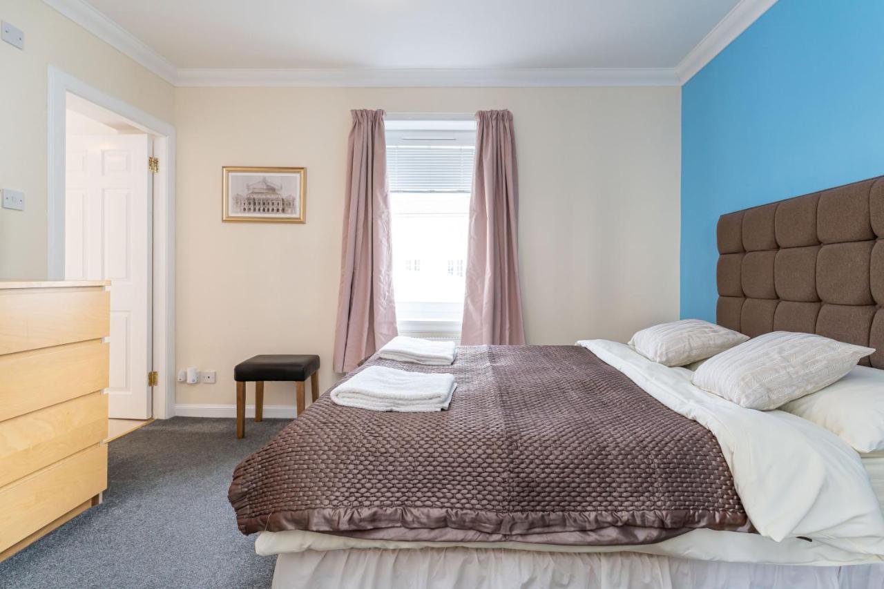 New Four Bedroom House - All Rooms Ensuite Stirling Luaran gambar