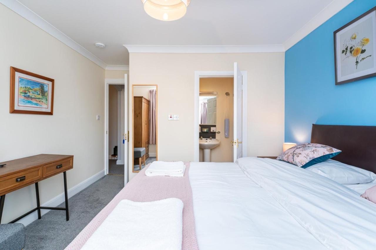 New Four Bedroom House - All Rooms Ensuite Stirling Luaran gambar