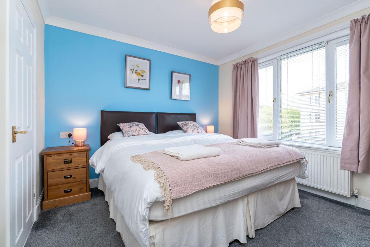 New Four Bedroom House - All Rooms Ensuite Stirling Luaran gambar