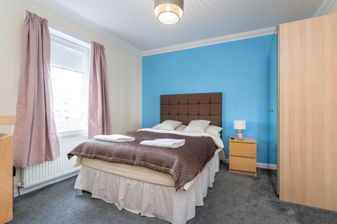 New Four Bedroom House - All Rooms Ensuite Stirling Luaran gambar